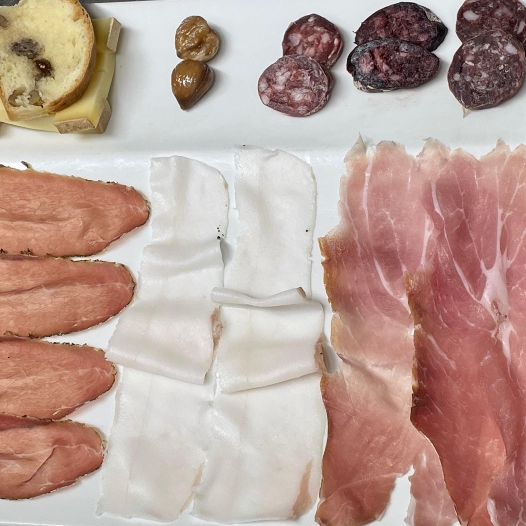 Aosta Valley cured meats with fontina cheese